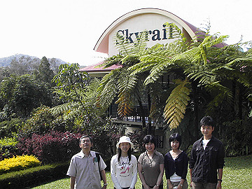 20060811_450_thumb.jpg