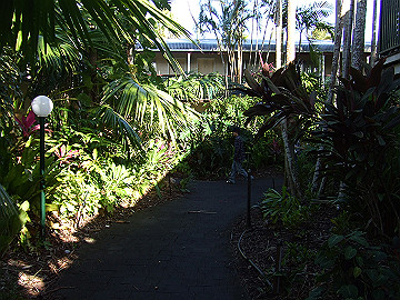 20060814_230_thumb.jpg