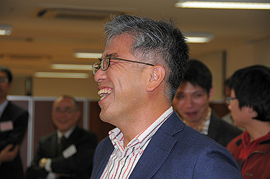 dsc_1385_thumb.jpg