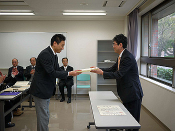 p1010099_thumb.jpg