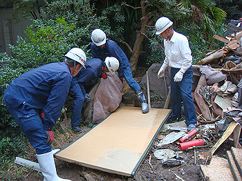 dsc04749_thumb.jpg