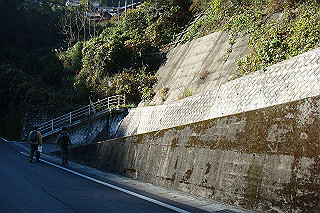 dsc05837_thumb.jpg
