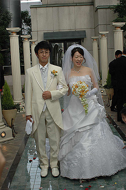 hi_wed-083_thumb.jpg