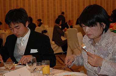 hi_wed-198_thumb.jpg