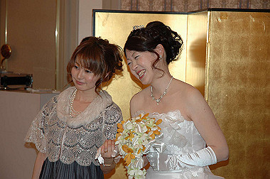 hi_wed-219_thumb.jpg