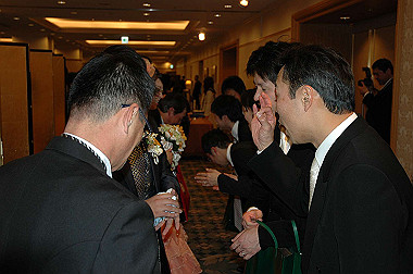 hi_wed-437_thumb.jpg