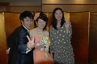 hi_wed-443_thumb.jpg