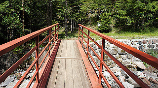 dsc00040_thumb.jpg