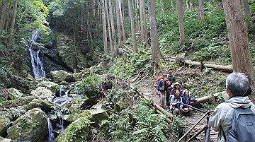 dsc00145_thumb.jpg
