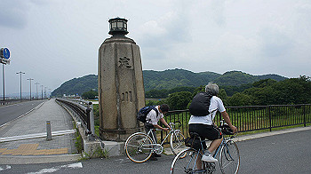 dsc00098_thumb.jpg