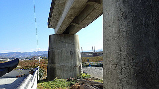 pb221848_thumb.jpg