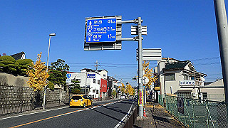 pb221887_thumb.jpg