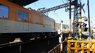pb221910_thumb.jpg
