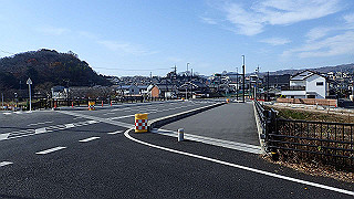 pc102405_thumb.jpg