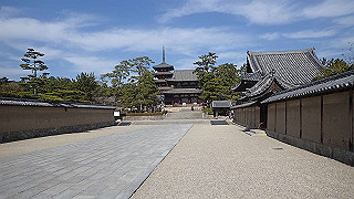pc102422_thumb.jpg