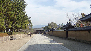 pc102425_thumb.jpg