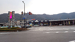 pc302805_thumb.jpg