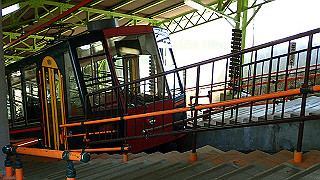 p4302853_thumb.jpg