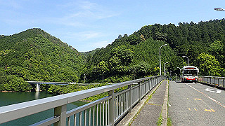 p5113070_thumb.jpg