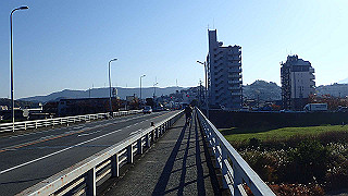 pc023227_thumb.jpg