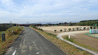 pc023350_thumb.jpg