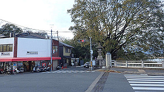pc023491_thumb.jpg