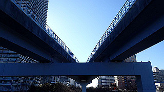 pc203220_thumb.jpg