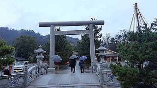 pc273280_thumb.jpg