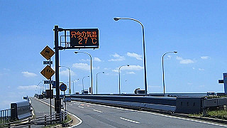 p8310699_x264.mp4_thumb.jpg