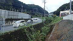 pa090024_thumb.jpg