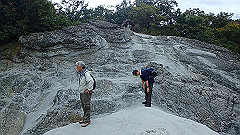 pa090047_thumb.jpg