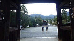 pa090176_thumb.jpg