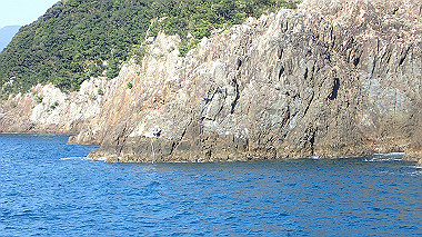 pb050255_thumb.jpg
