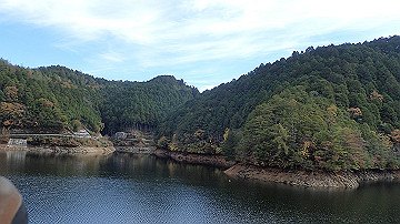 pb300701_thumb.jpg