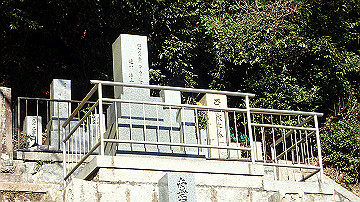 pc040882_thumb.jpg