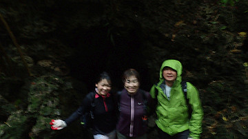 pc120242_thumb.jpg