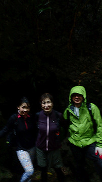 pc120243_thumb.jpg