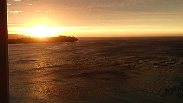 pc120418_thumb.jpg