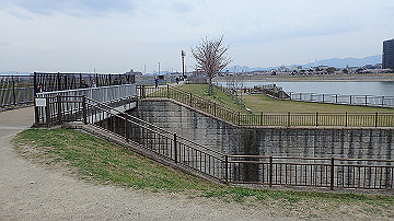 p4050143_thumb.jpg