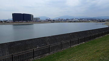 p4050144_thumb.jpg