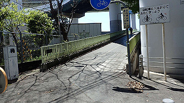 p4190189_thumb.jpg