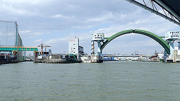 p4190291_thumb.jpg