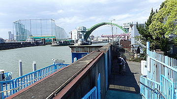 p4190295_thumb.jpg