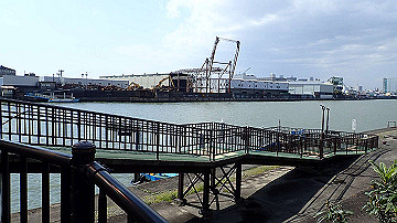 p4190307_thumb.jpg