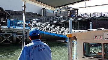 p4190316_thumb.jpg