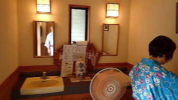 p9051644_thumb.jpg