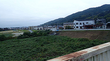pa121903_thumb.jpg