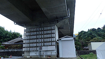 pa121909_thumb.jpg