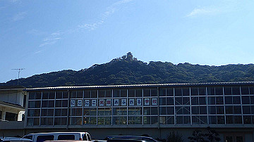 pb012249_thumb.jpg