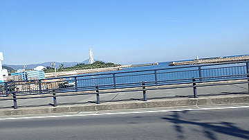 pb012271_thumb.jpg